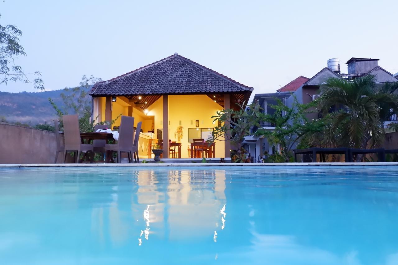 Manik Garam Boutique Villa 아메드 외부 사진