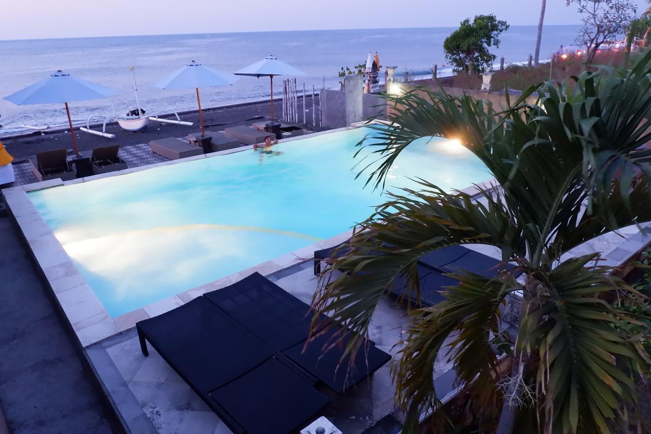 Manik Garam Boutique Villa 아메드 외부 사진